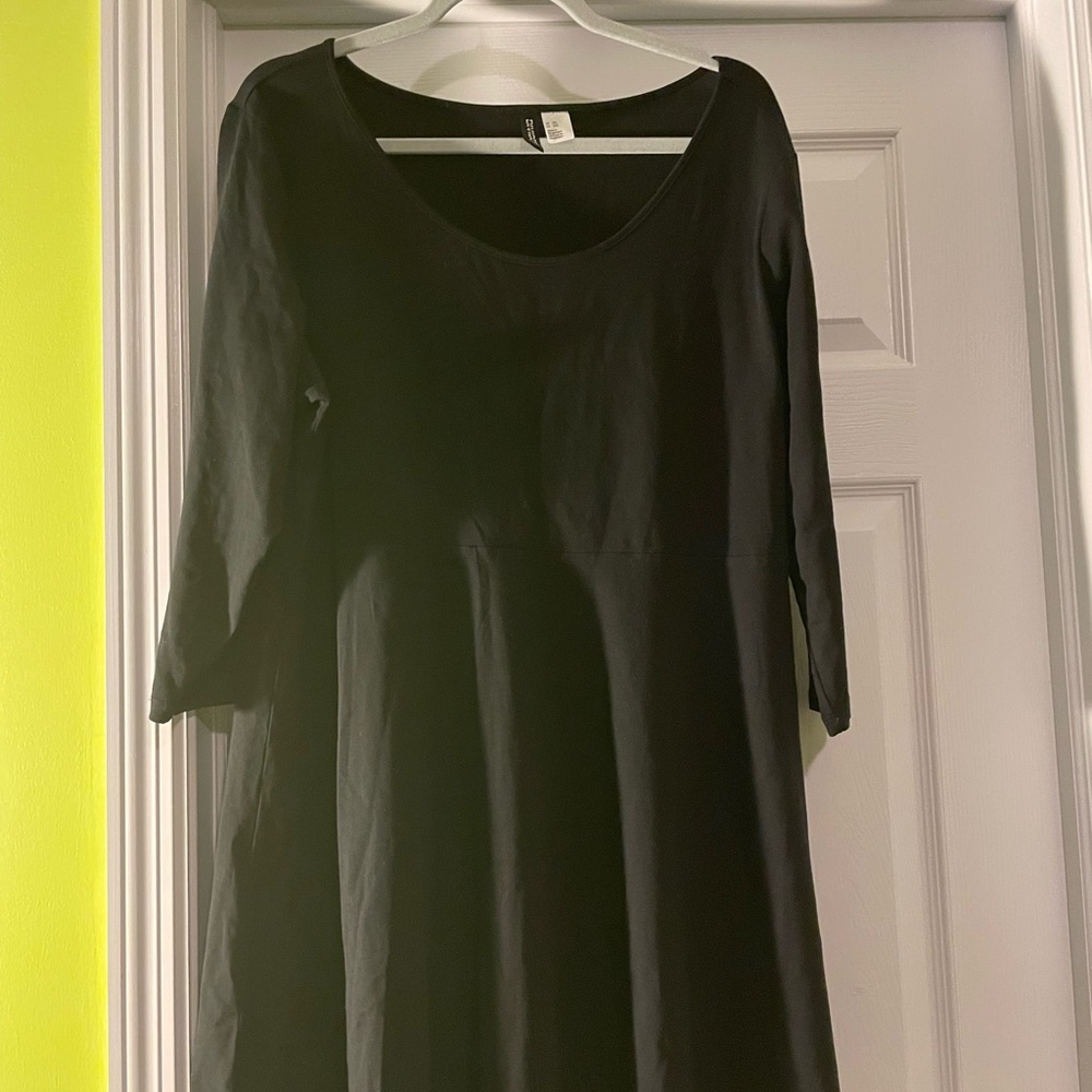 H&M Black Mini Skater Dress 2X
